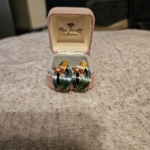 Elegant Gold and Green Earrings